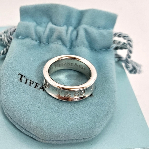 Tiffany & Co. 1837 Ring In Sterling Silver 1997 Size 5 Medium - Picture 9 of 10